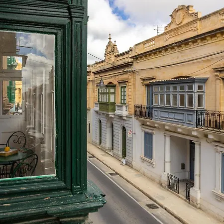 Δωμάτια σε οικογενειακή κατοικία Villa Mosta