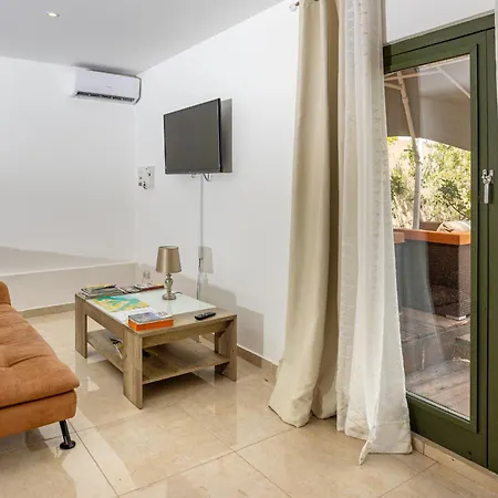홈스테이 Villa Mosta 모스타
