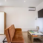 Проживание в семье Villa Mosta