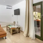Проживание в семье Villa Mosta Моста
